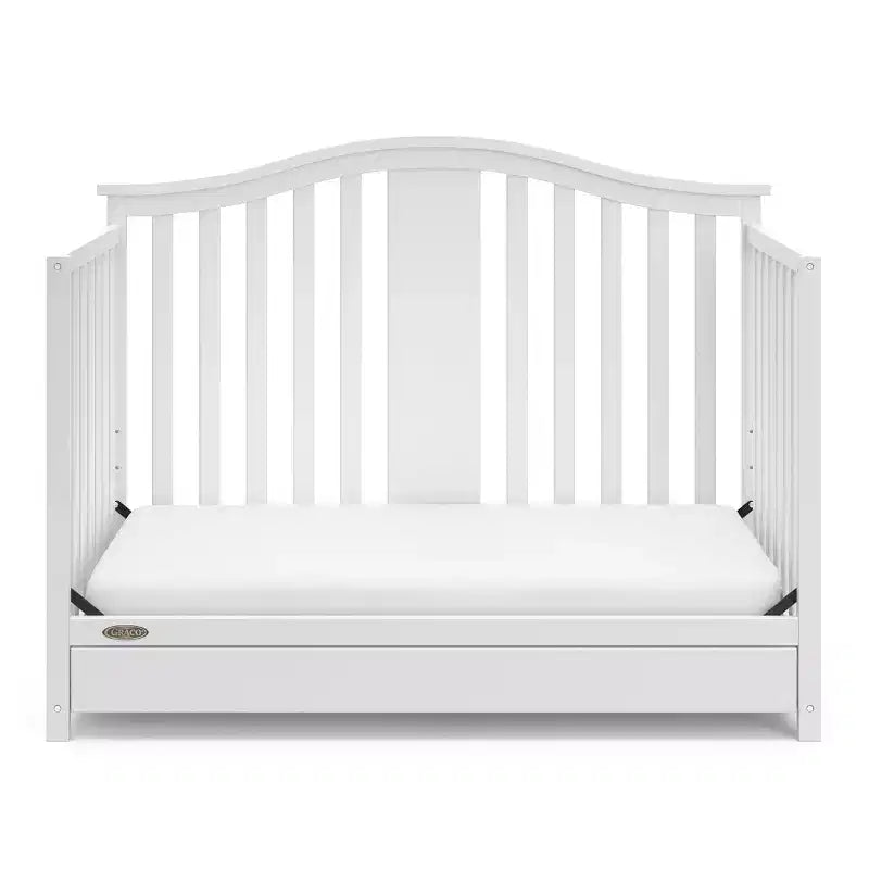 Solano 4-in-1 Convertible Crib with Drawer – Grows with Baby, Nursery Essential